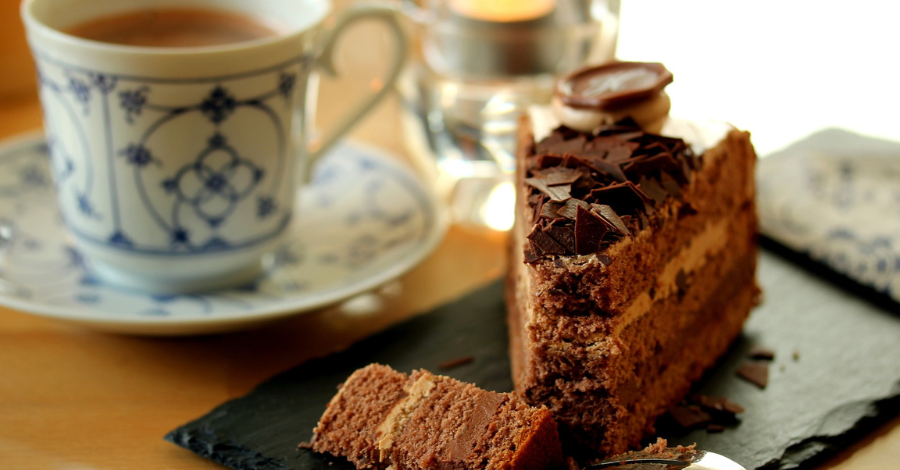 RECEITA DE BOLO DE CHOCOLATE SIMPLES